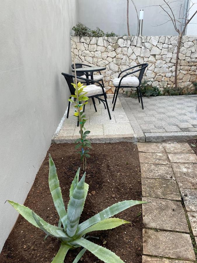 Apartment Relax Villa Salena Slatine Exterior foto